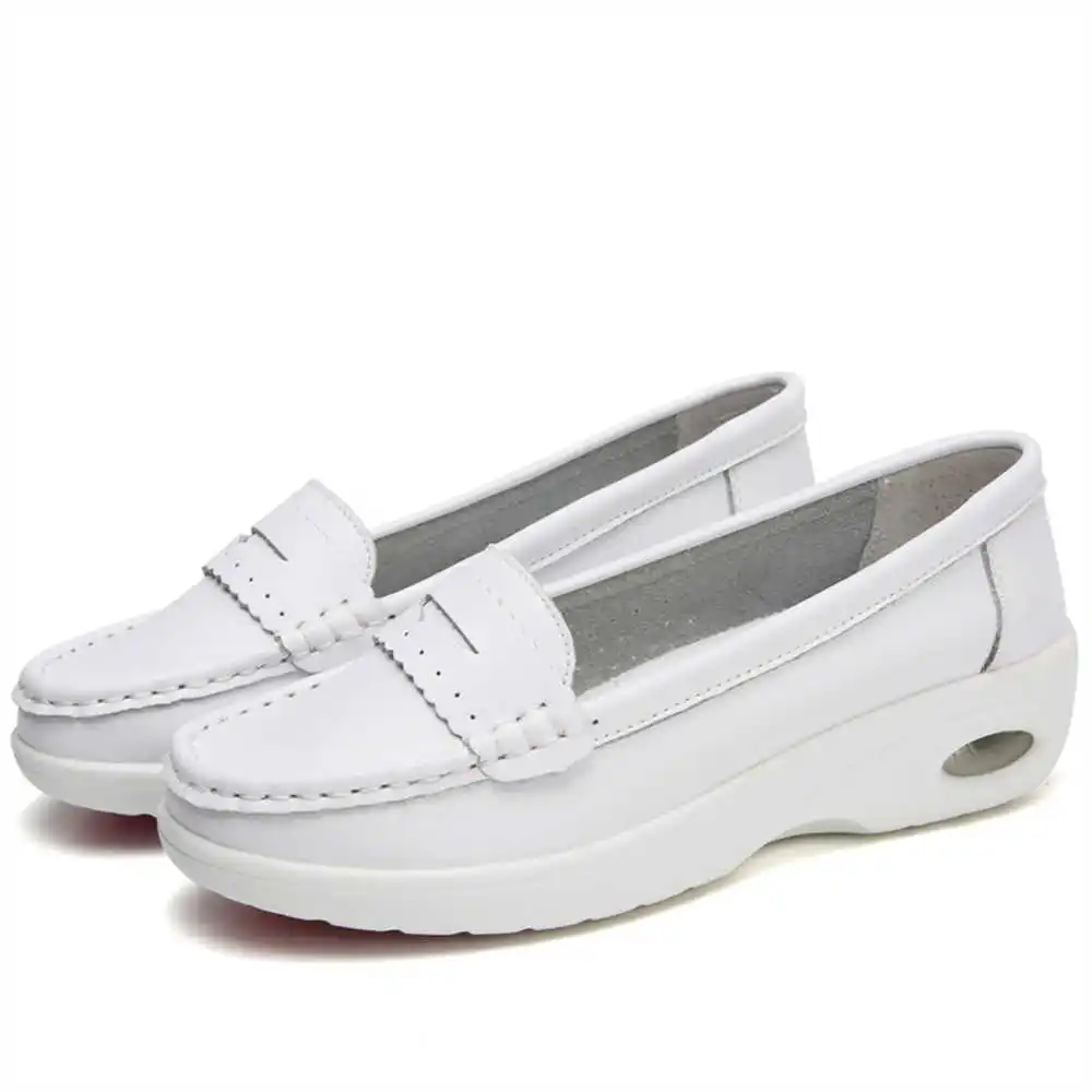 Thick Sole Slipon White Traine - Formal Women Daily Wear Slippers 评论和价格