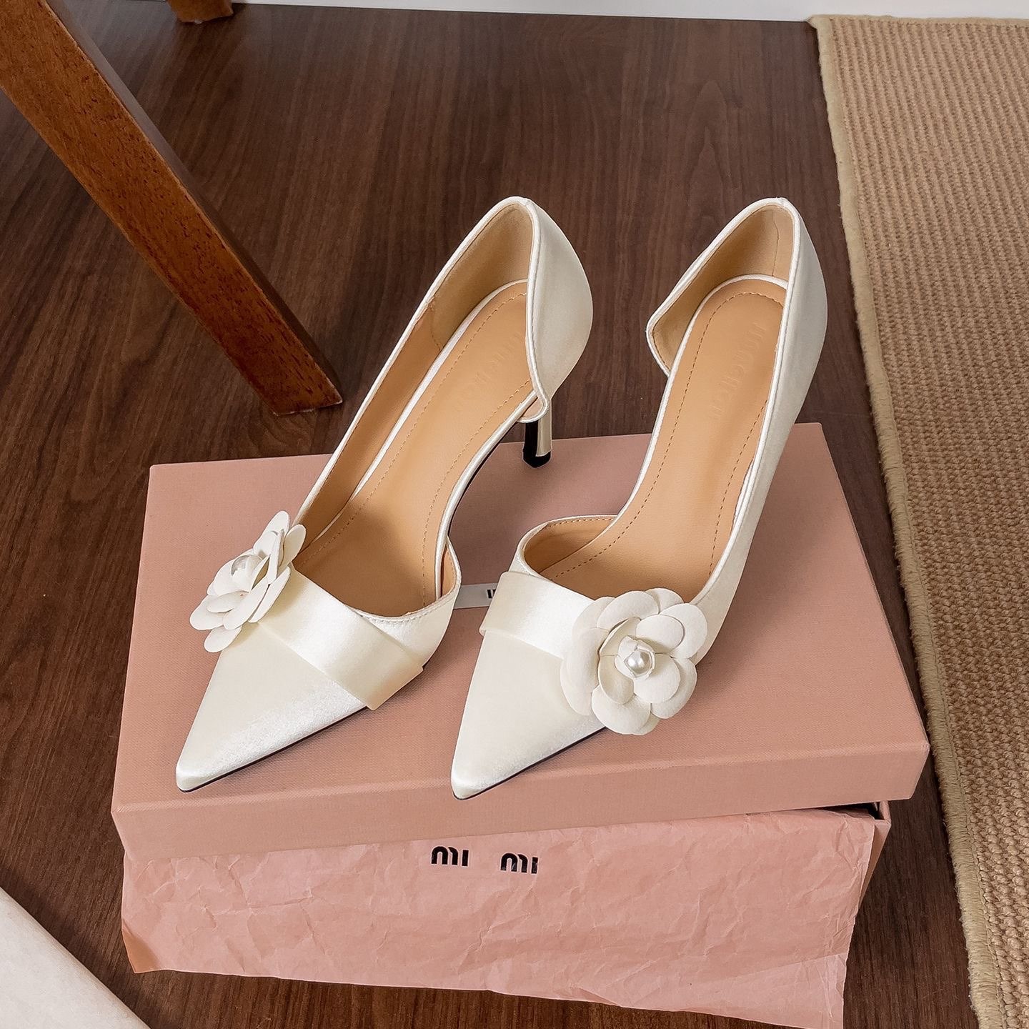 Satin Pointed Stiletto Pumps W - Women Formal Wear On Sale 评论和价格