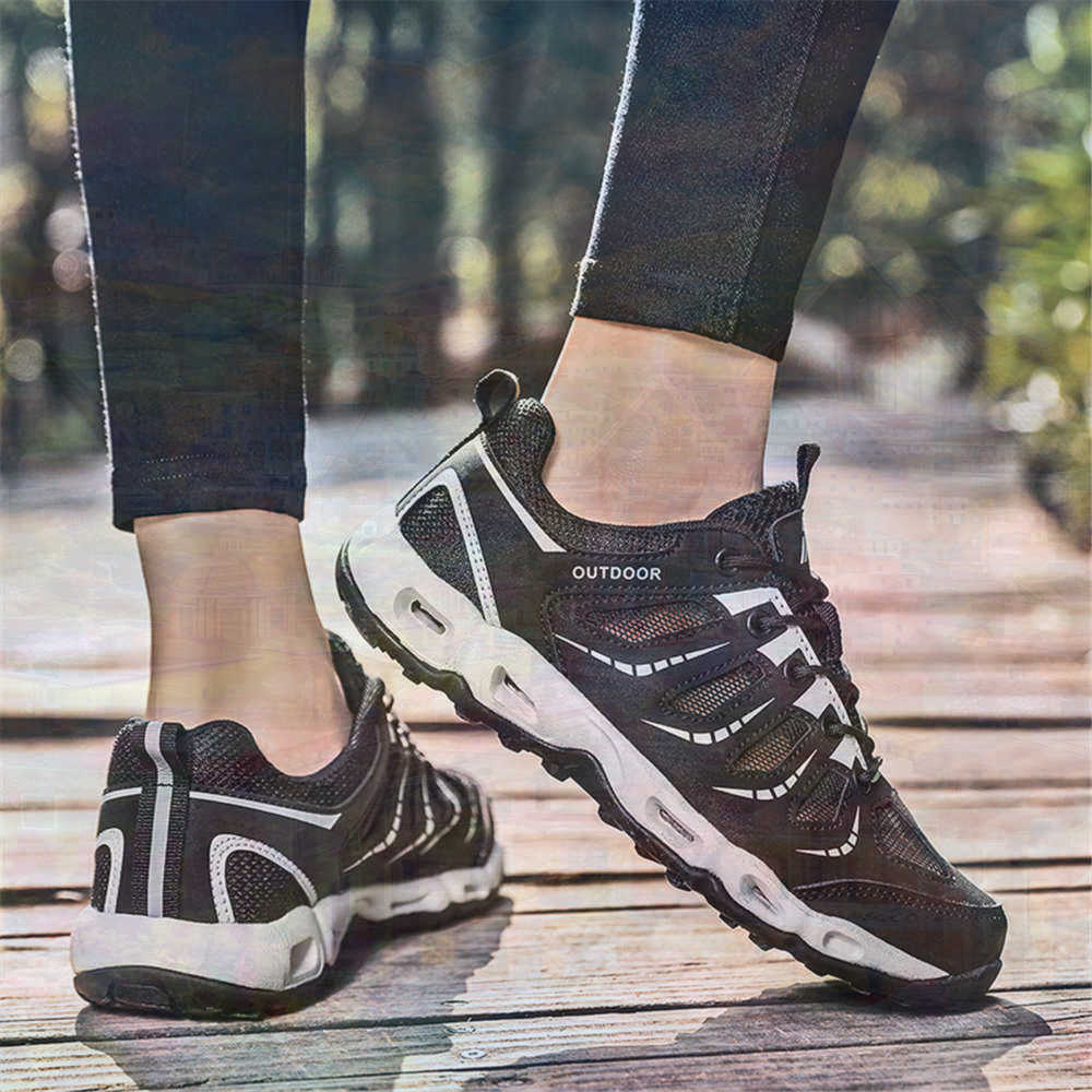 Sumer Round Tip Silver Sneaker - Women Formal Wear Shoes 评论和价格